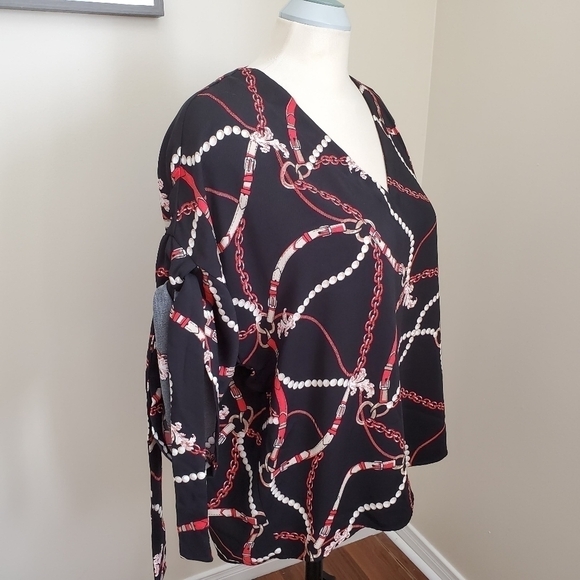 Meg & Margot Chain Print Top Size Small - Picture 4 of 6